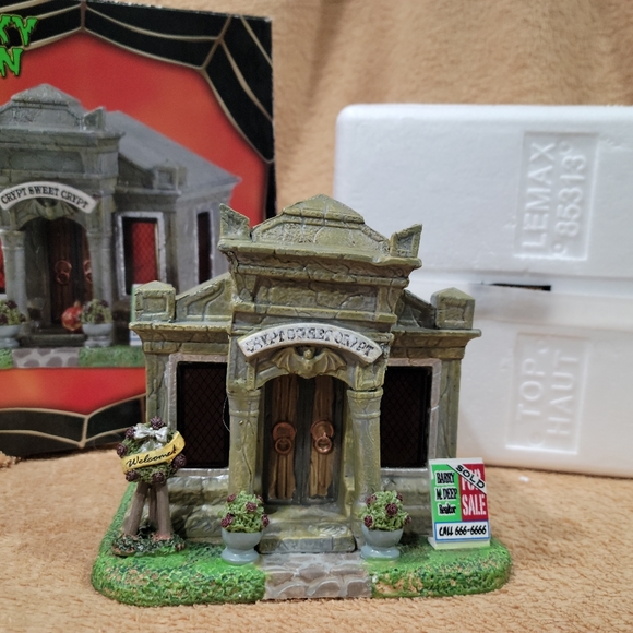 Lemax Crypt Sweet Crypt RETIRED - Picture 3 of 3